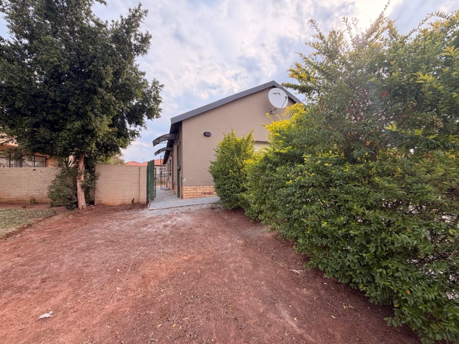 3 Bedroom Property for Sale in Waterkloof North West